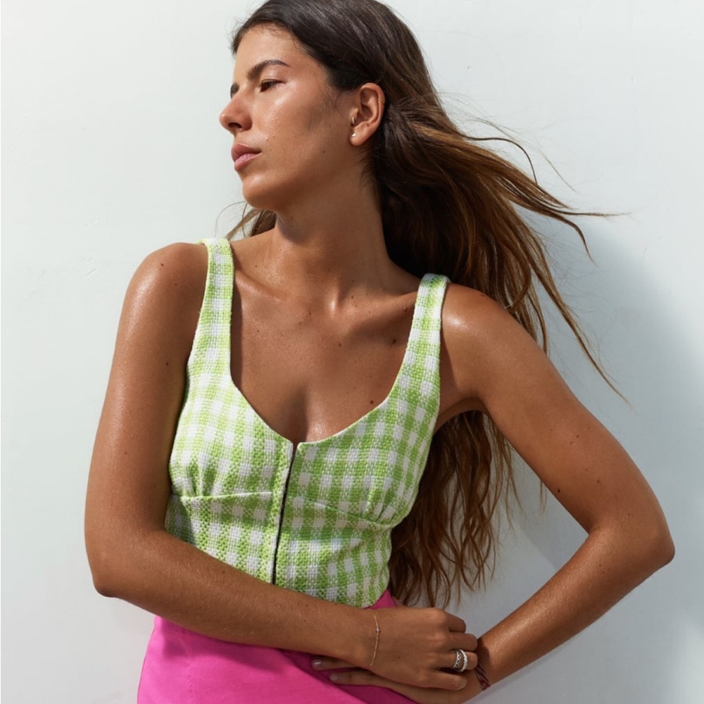 Zara STRUCTURED CHECKERED
CORSET STYLE TOP